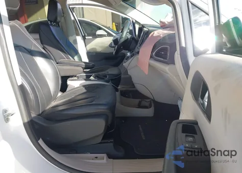 2022 Chrysler Pacifica Touring L z USA, uszkodzony, nr VIN 2C4RC1BG7NR170982